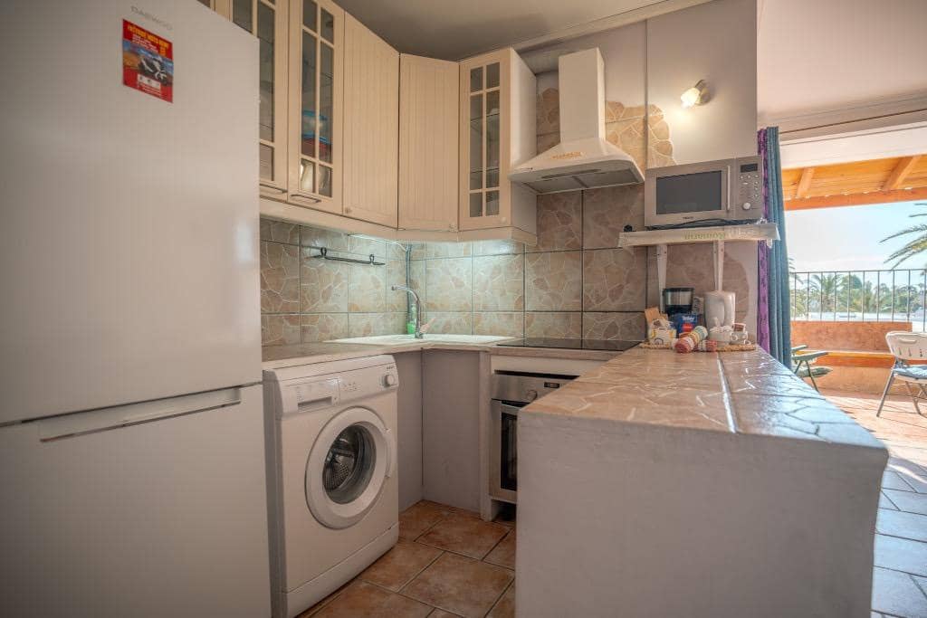 1 chambre Appartement à vendre à Arona avec piscine garage - 219 000 € (Ref: 10006344)