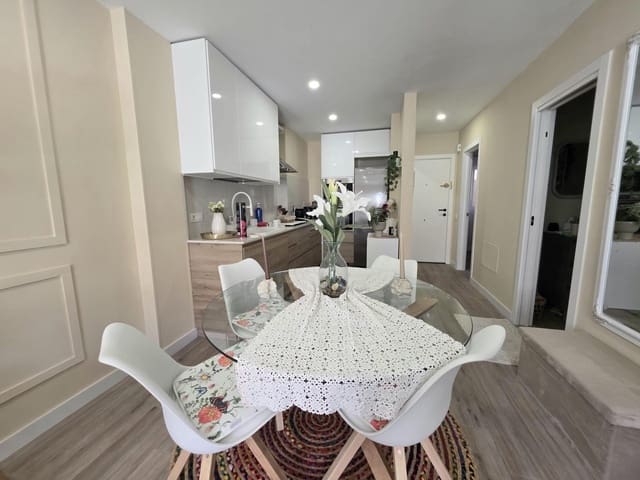 2 sypialnia Apartament na sprzedaż w Palm-Mar, Arona z basenem garażem - 395 000 € (Ref: 10020968)