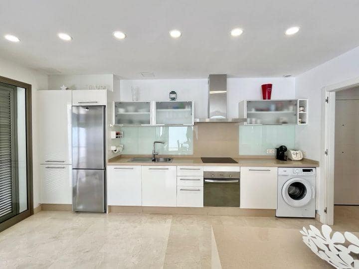 2 sypialnia Penthouse na sprzedaż w La Caleta Adeje z basenem garażem - 980 000 € (Ref: 10022527)
