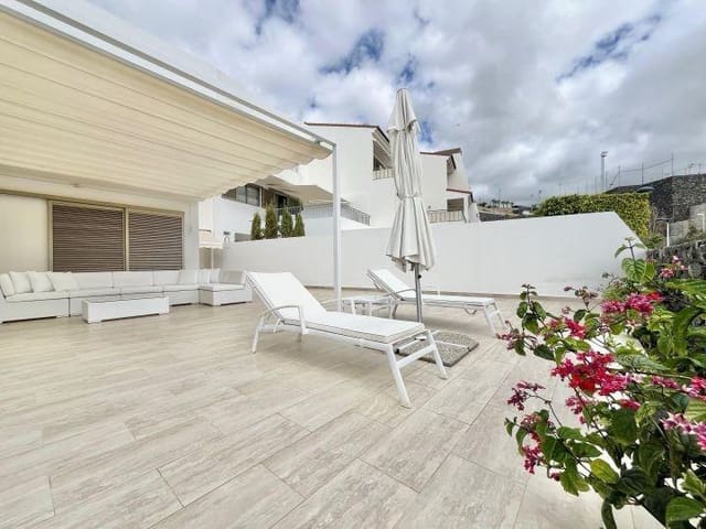 2 sypialnia Penthouse na sprzedaż w La Caleta Adeje, Adeje z basenem garażem - 980 000 € (Ref: 10022527)