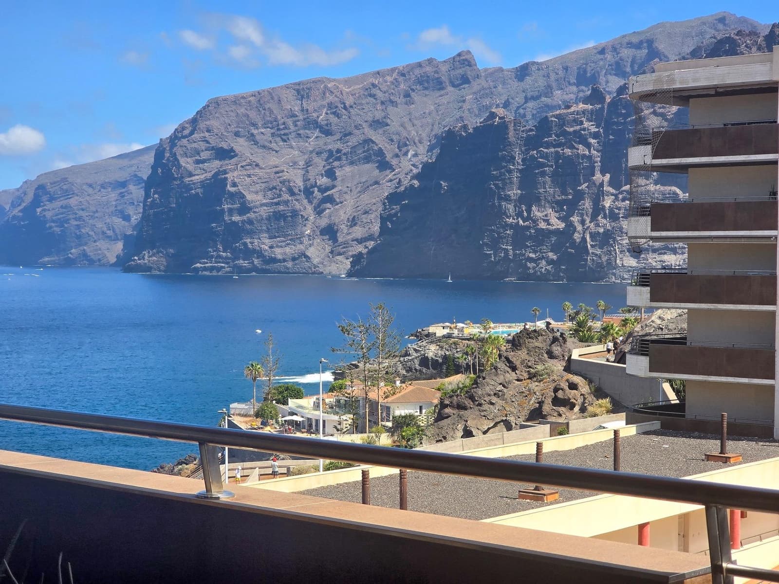 1 chambre Appartement à vendre à Los Gigantes avec piscine garage - 450 000 € (Ref: 10024200)