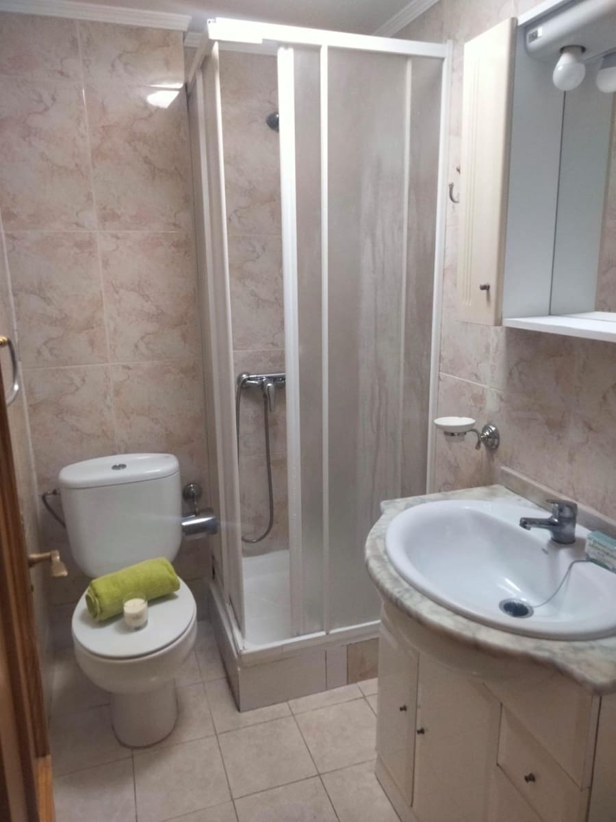 3 Zimmer Apartment zu verkaufen in Los Cristianos mit Pool Garage - 380.000 € (Ref: 10049325)