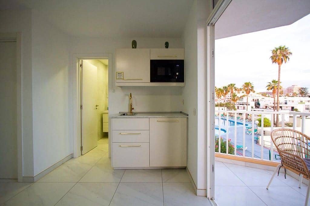 2 Zimmer Apartment zu verkaufen in Playa de las Americas mit Pool Garage - 395.000 € (Ref: 10049326)