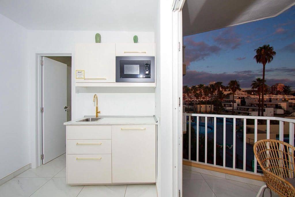 2 Zimmer Apartment zu verkaufen in Playa de las Americas mit Pool Garage - 395.000 € (Ref: 10049326)
