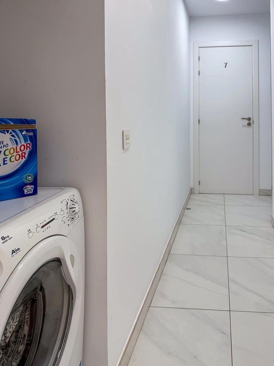 2 Zimmer Apartment zu verkaufen in Playa de las Americas mit Pool Garage - 395.000 € (Ref: 10049326)