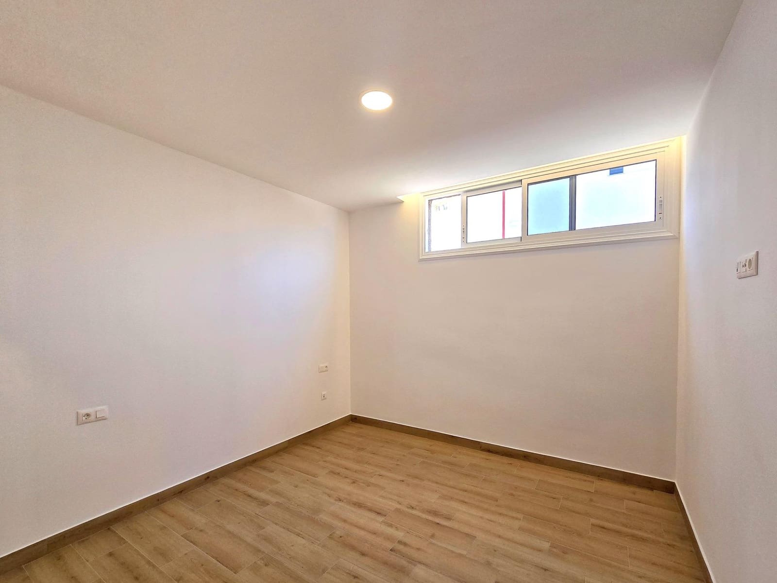 2 Zimmer Apartment zu verkaufen in El Varadero mit Pool Garage - 360.000 € (Ref: 10059180)