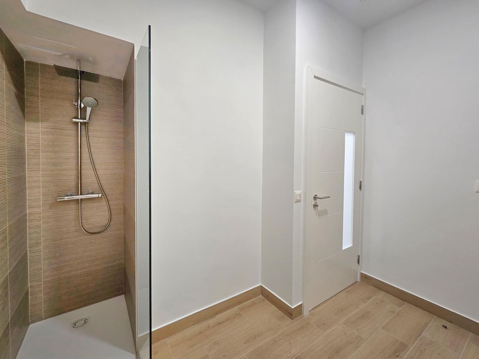 2 Zimmer Apartment zu verkaufen in El Varadero mit Pool Garage - 360.000 € (Ref: 10059180)