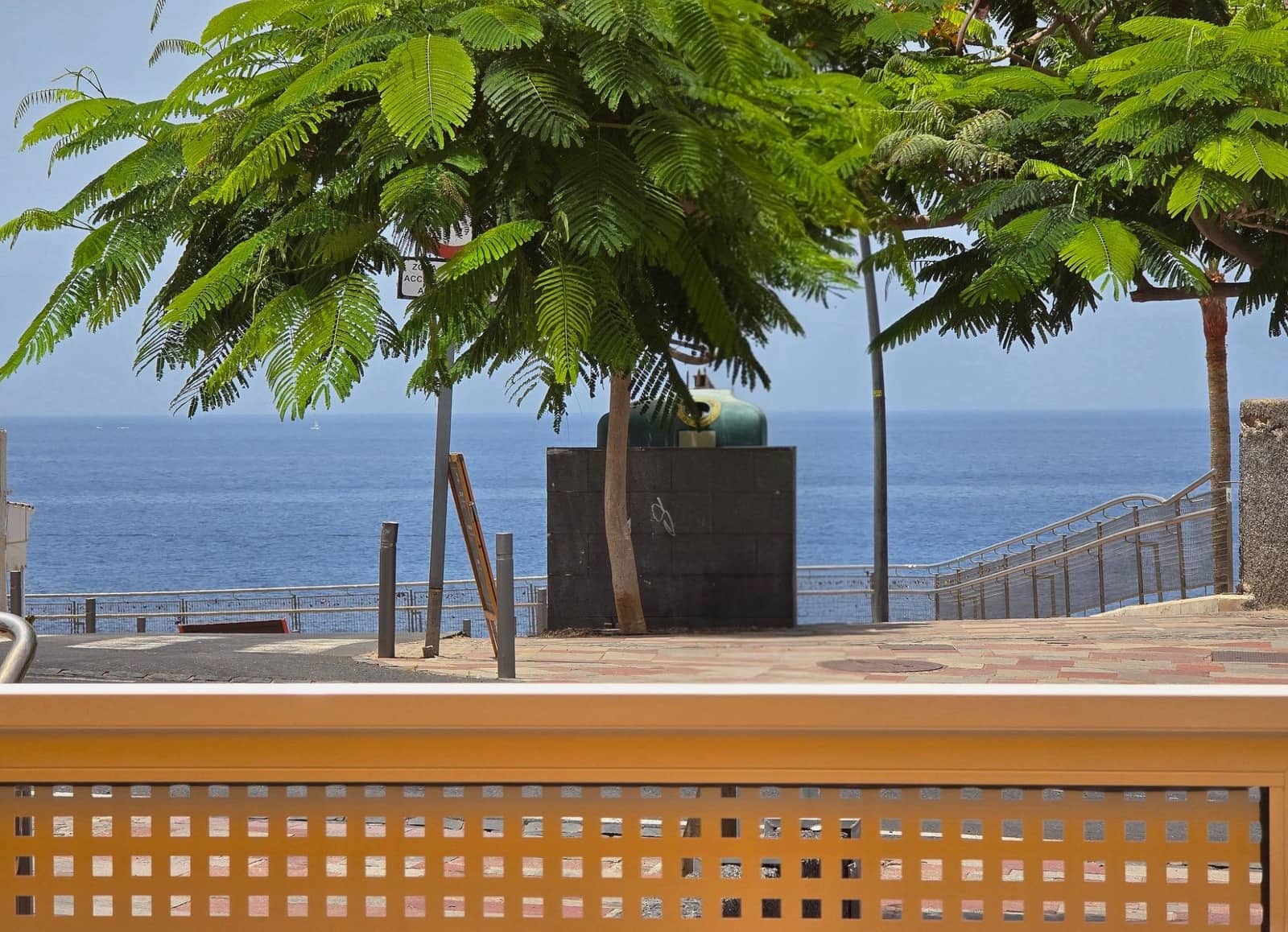 2 Zimmer Apartment zu verkaufen in El Varadero mit Pool Garage - 360.000 € (Ref: 10059180)