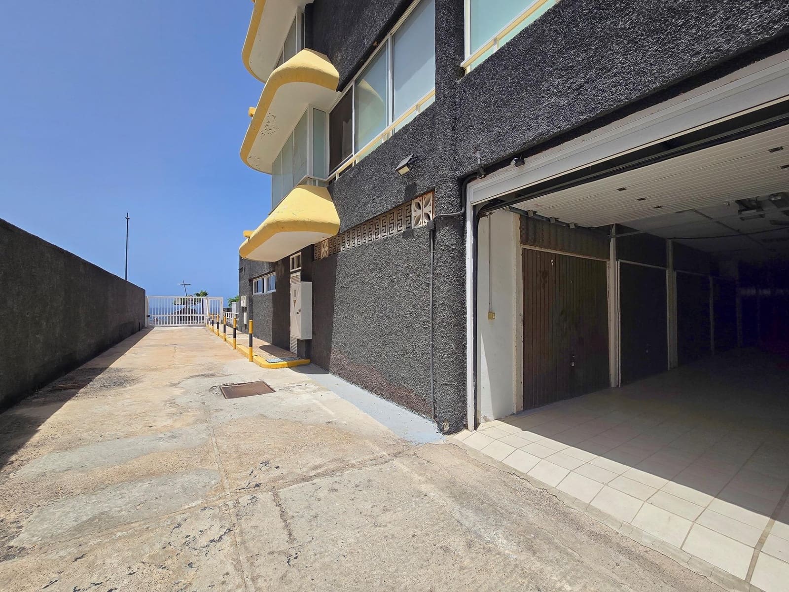 2 Zimmer Apartment zu verkaufen in El Varadero mit Pool Garage - 360.000 € (Ref: 10059180)