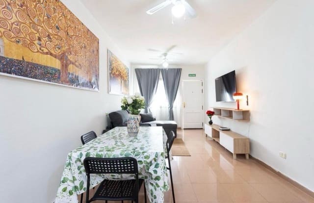 1 chambre Appartement à vendre à Playa del Duque, Adeje avec piscine - 420 000 € (Ref: 10059181)