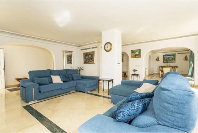 7 soverom Villa til salgs i Torviscas Centro y Alto, Adeje med svømmebasseng garasje - € 1 878 000 (Ref: 10090820)