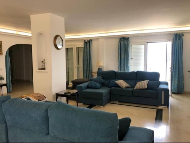 7 soverom Villa til salgs i Torviscas Centro y Alto, Adeje med svømmebasseng garasje - € 1 878 000 (Ref: 10090820)