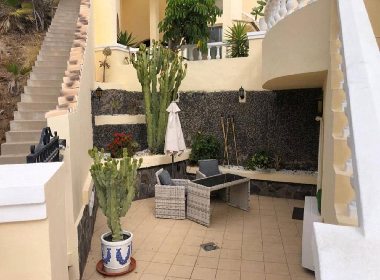 7 soverom Villa til salgs i Costa Adeje med svømmebasseng garasje - € 1 878 000 (Ref: 10090820)