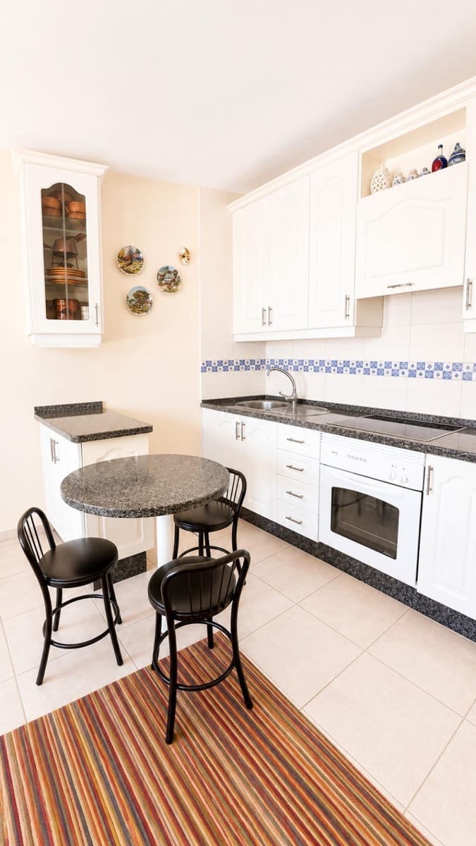 2 sypialnia Apartament na sprzedaż w Puerto Santiago z garażem - 220 000 € (Ref: 10090822)