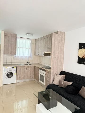 2 soverom Leilighet til salgs i Los Cristianos, Arona med svømmebasseng - € 400 000 (Ref: 10100476)