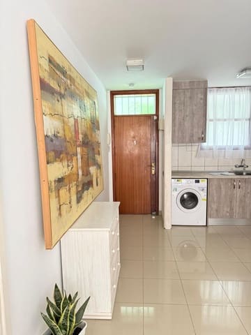 2 soverom Leilighet til salgs i Los Cristianos, Arona med svømmebasseng - € 400 000 (Ref: 10100476)