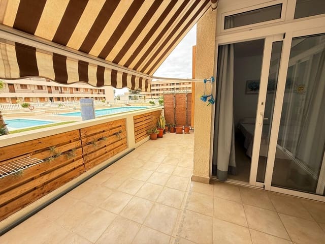 2 soverom Leilighet til salgs i Los Cristianos, Arona med svømmebasseng - € 400 000 (Ref: 10100476)