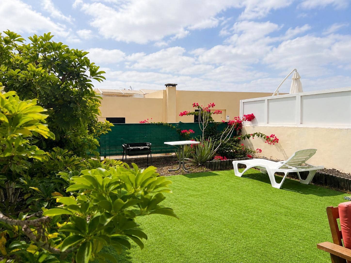 3 chambre Villa/Maison Mitoyenne à vendre à Adeje avec garage - 485 000 € (Ref: 10100477)