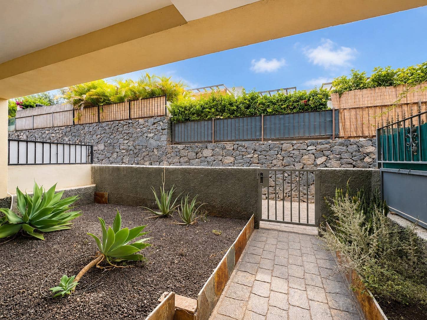 3 chambre Villa/Maison Mitoyenne à vendre à Adeje avec garage - 485 000 € (Ref: 10100477)