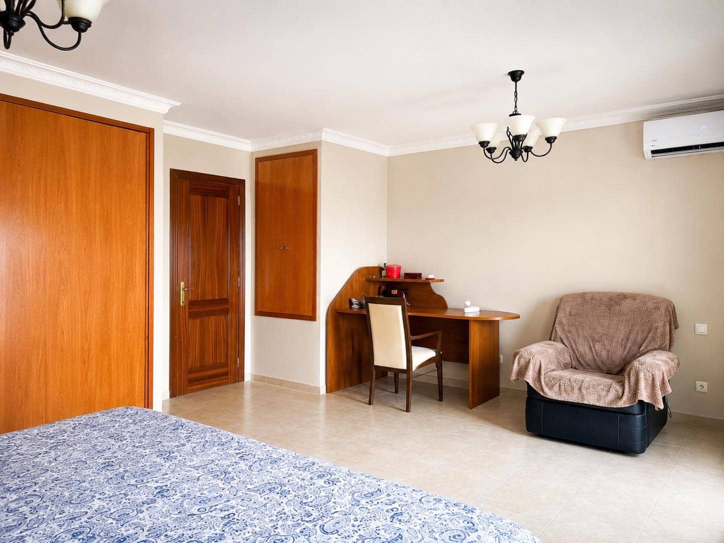 3 chambre Villa/Maison Mitoyenne à vendre à Adeje avec garage - 485 000 € (Ref: 10100477)