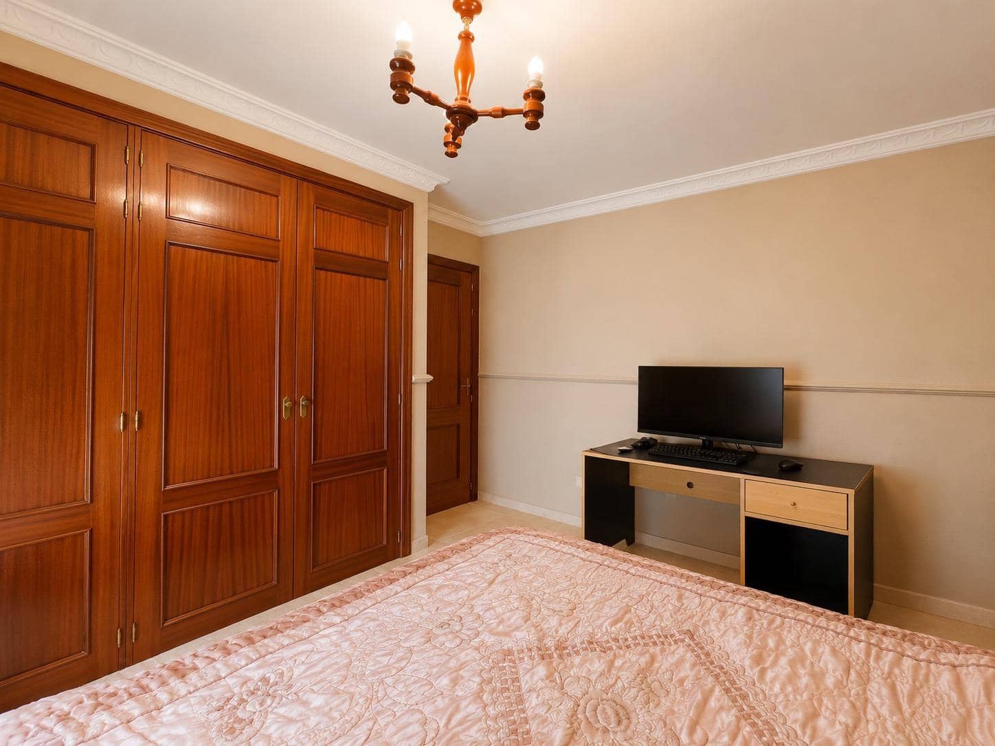 3 chambre Villa/Maison Mitoyenne à vendre à Adeje avec garage - 485 000 € (Ref: 10100477)