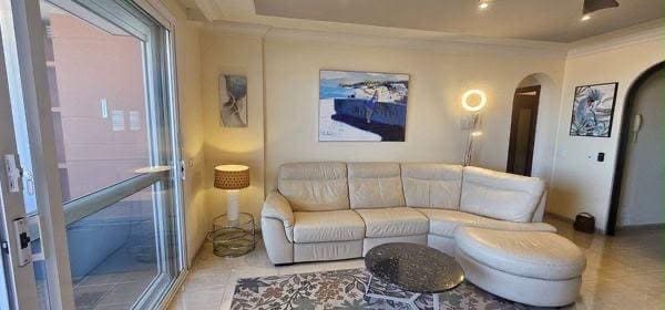 Apartamento de 2 habitaciones en Roque del Conde en venta con piscina garaje - 395.000 € (Ref: 10100478)