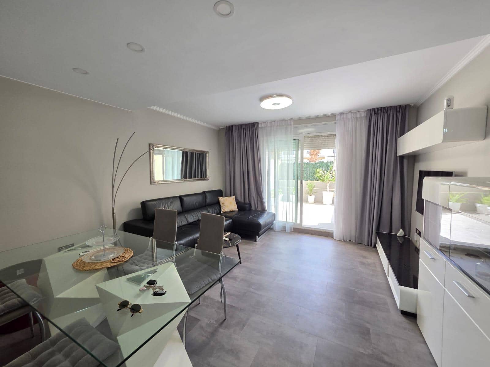 3 Zimmer Reihenhaus zu verkaufen in Playa Fanabe mit Pool Garage - 470.000 € (Ref: 10129550)