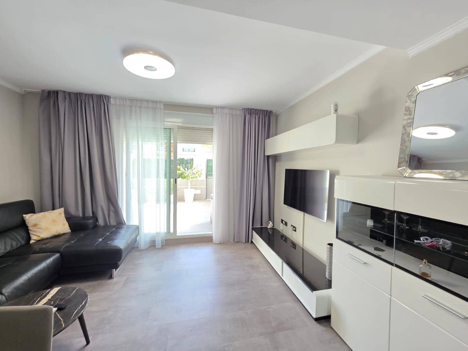 3 Zimmer Reihenhaus zu verkaufen in Playa Fanabe mit Pool Garage - 470.000 € (Ref: 10129550)