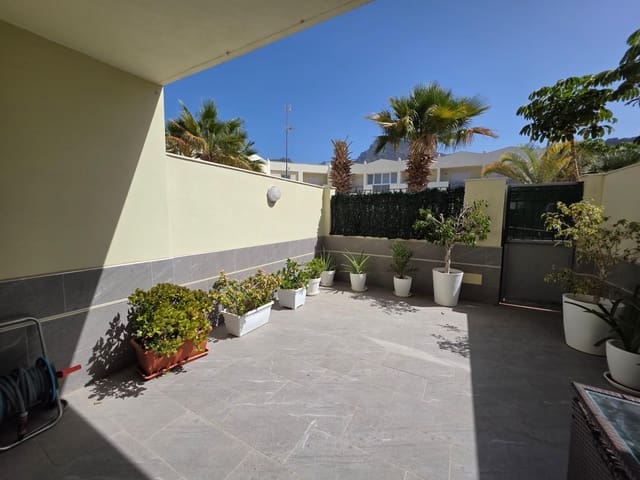 3 sypialnia Dom szeregowy na sprzedaż w Playa Fañabe, Adeje z basenem garażem - 470 000 € (Ref: 10129550)