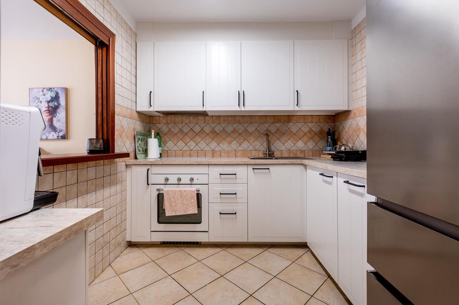 2 bedroom Apartment for sale in Los Cristianos with pool - € 455,000 (Ref: 10129552)