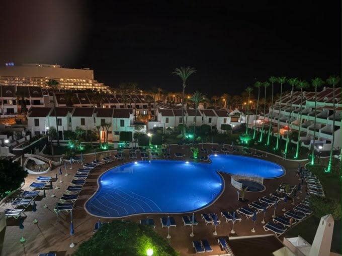1 soveværelse Lejlighed til salg i Playa de las Americas med swimmingpool - € 419.950 (Ref: 10159754)