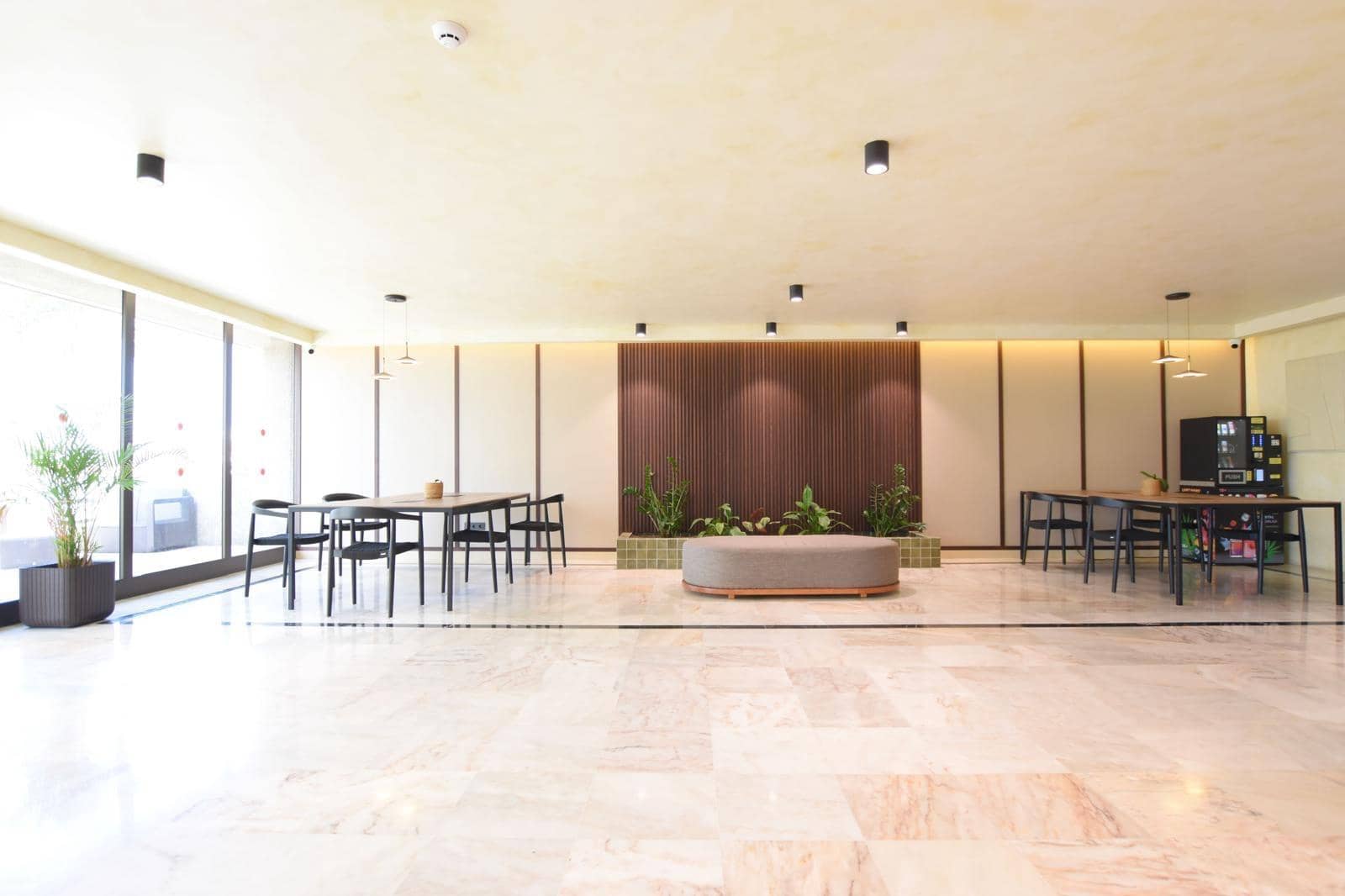 1 sypialnia Apartament na sprzedaż w Playa de las Americas z basenem garażem - 330 000 € (Ref: 10159756)
