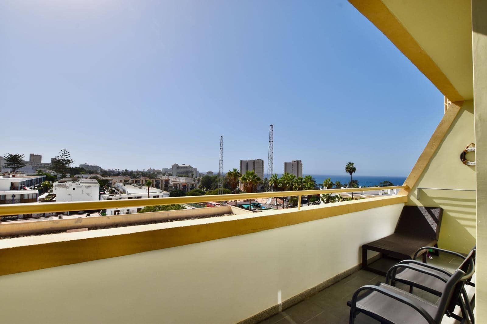 1 sypialnia Apartament na sprzedaż w Playa de las Americas z basenem garażem - 330 000 € (Ref: 10159756)