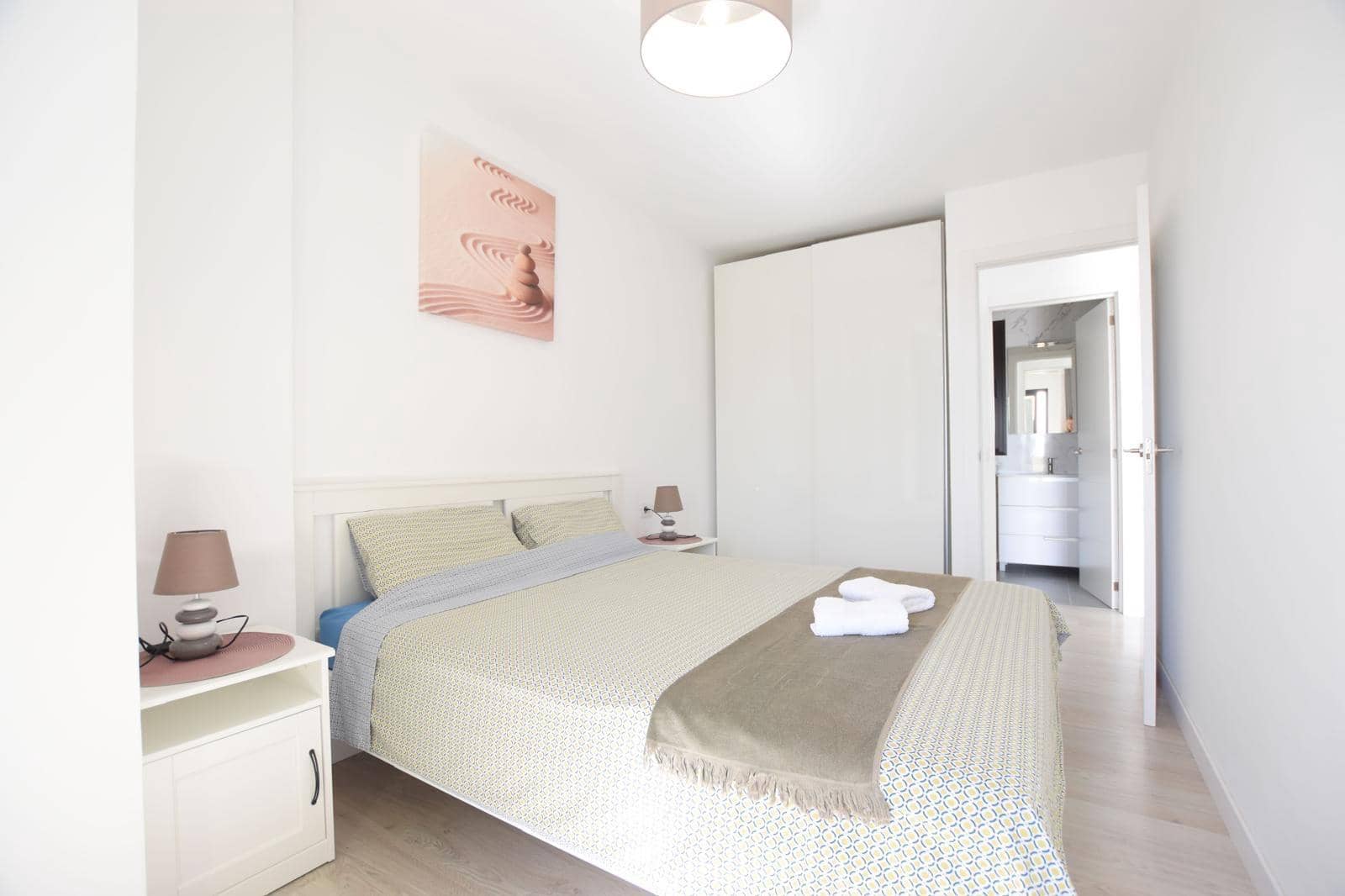 1 sypialnia Apartament na sprzedaż w Playa de las Americas z basenem garażem - 330 000 € (Ref: 10159756)