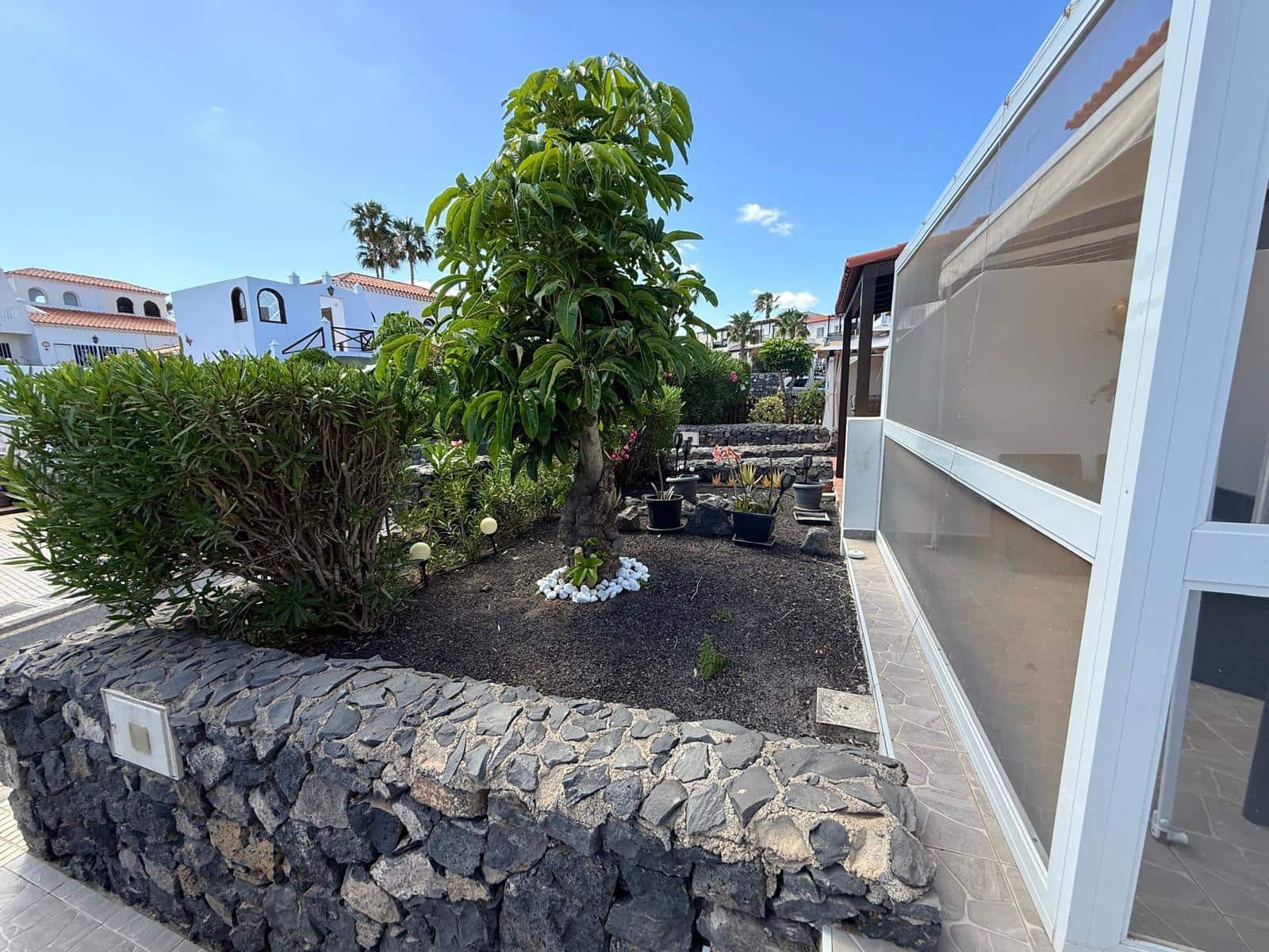 2 soveværelse Rækkehus til salg i Golf del Sur med swimmingpool - € 325.000 (Ref: 10159757)