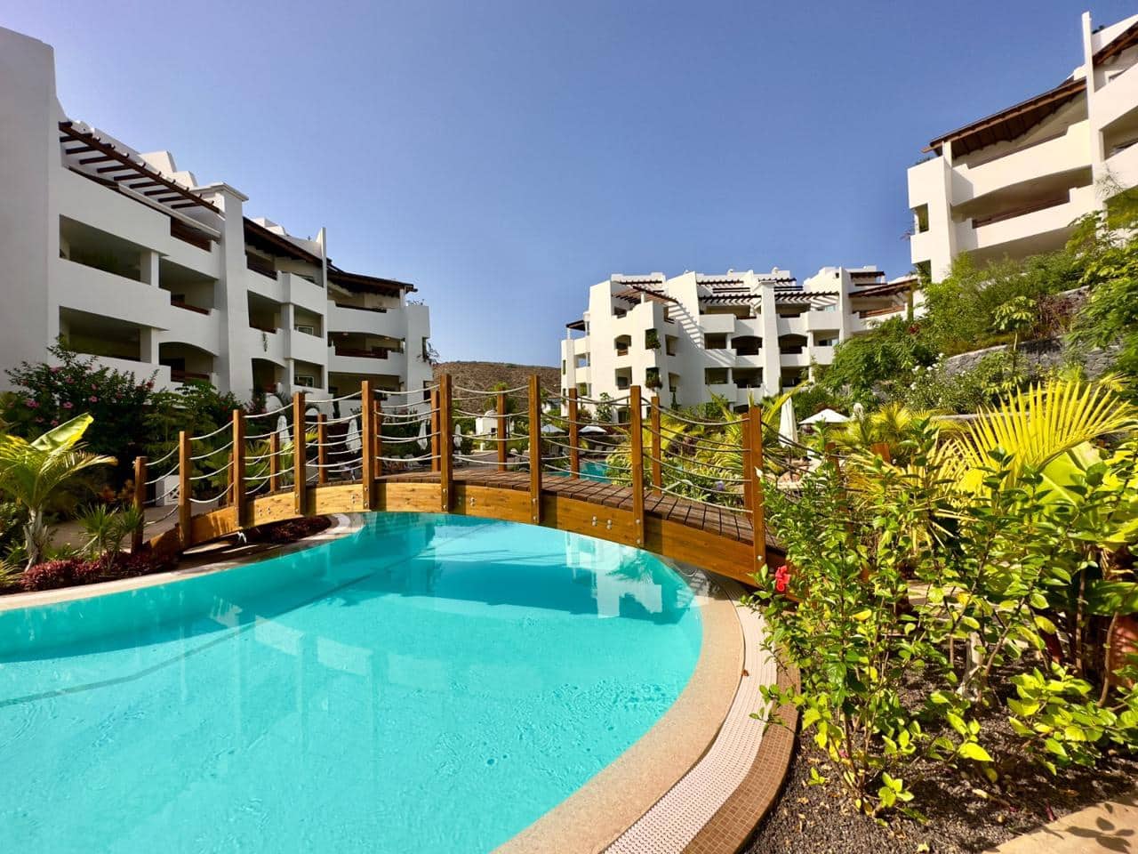 2 bedroom Flat for sale in Palm-Mar with pool garage - € 570,000 (Ref: 7758566)