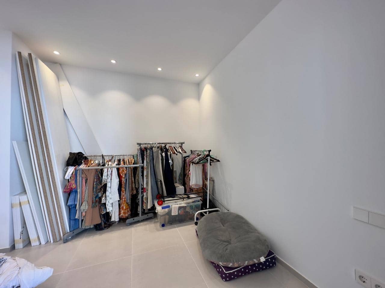 2 bedroom Flat for sale in Palm-Mar with pool garage - € 570,000 (Ref: 7758566)