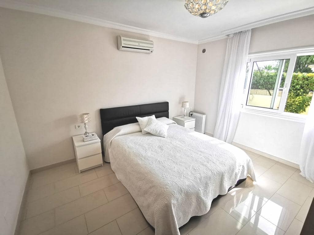 5 soveværelse Villa til salg i La Caleta Adeje med swimmingpool garage - € 1.795.000 (Ref: 7841139)