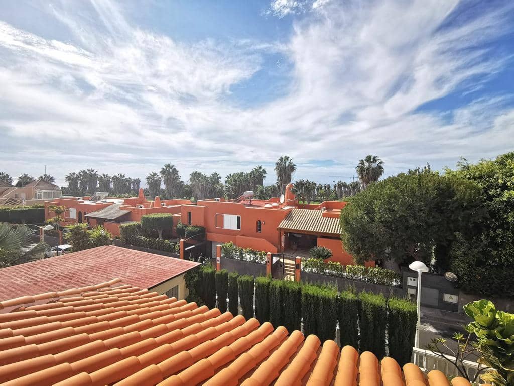 5 soveværelse Villa til salg i La Caleta Adeje med swimmingpool garage - € 1.795.000 (Ref: 7841139)