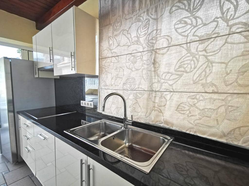 5 soveværelse Villa til salg i La Caleta Adeje med swimmingpool garage - € 1.795.000 (Ref: 7841139)