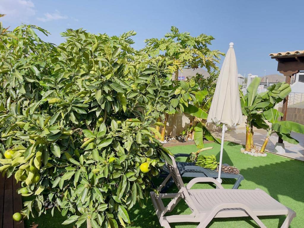 4 soveværelse Villa til salg i Los Cristianos med garage - € 775.000 (Ref: 7865478)