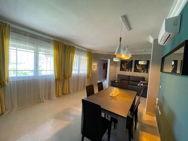 4 quarto Moradia para venda em Los Cristianos, Arona com garagem - 775 000 € (Ref: 7865478)