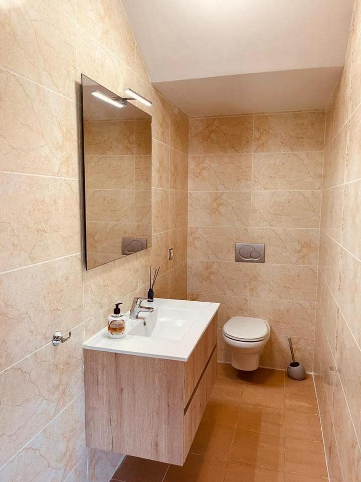 4 soveværelse Villa til salg i Los Cristianos med garage - € 775.000 (Ref: 7865478)