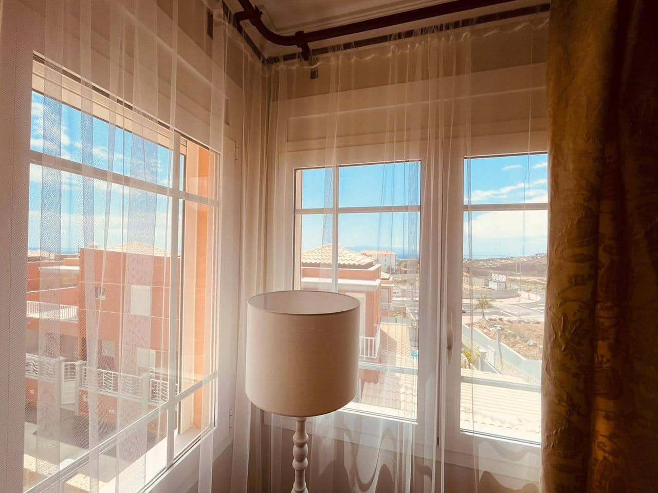 4 soveværelse Villa til salg i Los Cristianos med swimmingpool - € 795.000 (Ref: 7865479)