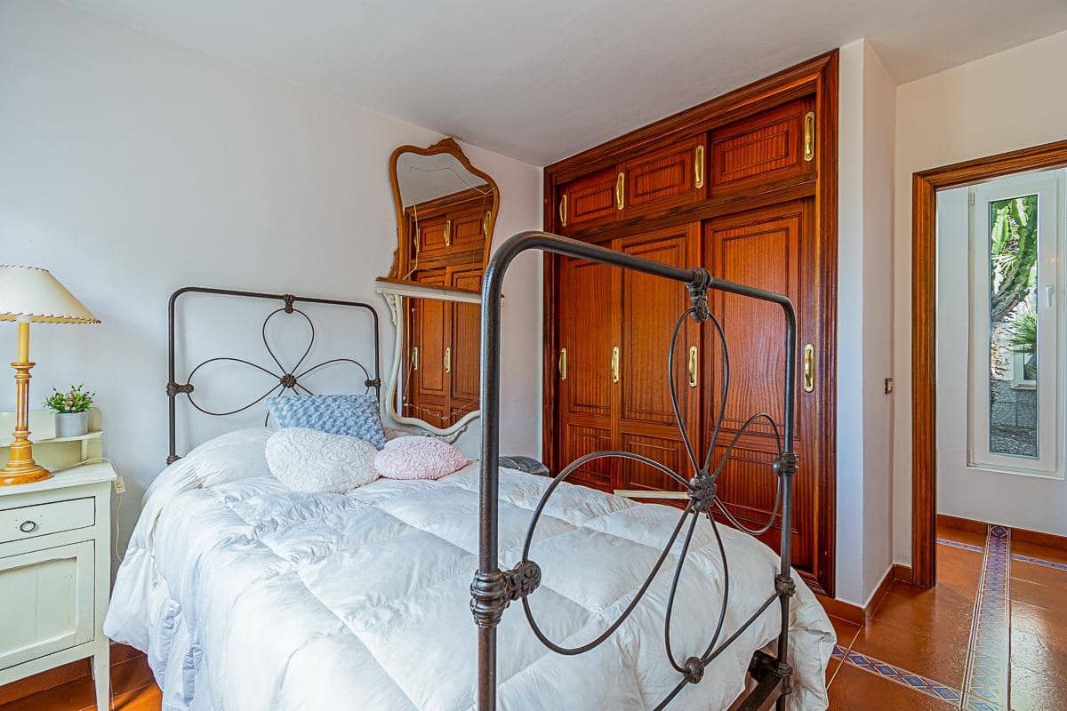 5 soveværelse Finca/Landehus til salg i Santiago del Teide med garage - € 950.000 (Ref: 7875974)