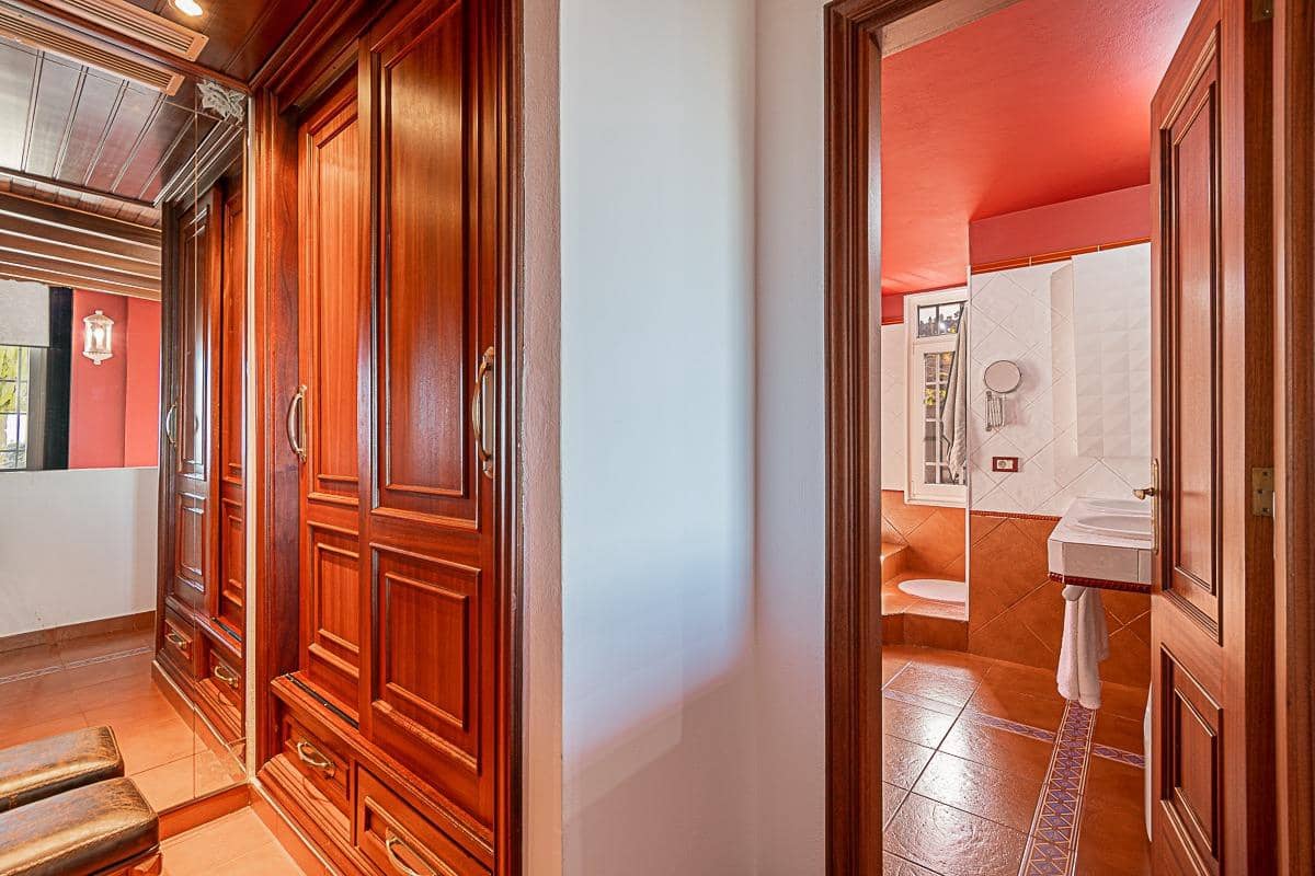 5 soveværelse Finca/Landehus til salg i Santiago del Teide med garage - € 950.000 (Ref: 7875974)