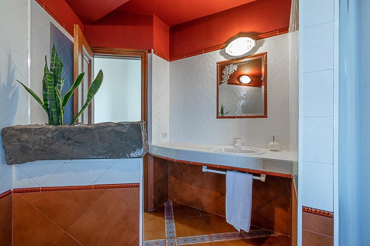 5 soveværelse Finca/Landehus til salg i Santiago del Teide med garage - € 950.000 (Ref: 7875974)