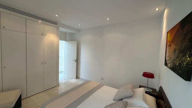 5 soverom Villa til salgs i Playa del Duque, Adeje med svømmebasseng garasje - € 3 200 000 (Ref: 7892905)