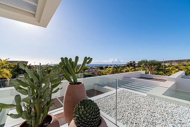 4 sypialnia Willa na sprzedaż w Costa Adeje z basenem garażem - 5 990 000 € (Ref: 7899764)