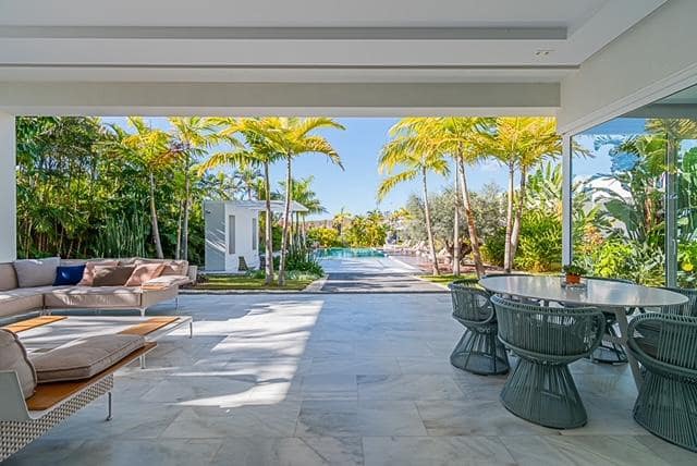 4 sypialnia Willa na sprzedaż w La Caleta Adeje, Adeje z basenem garażem - 5 990 000 € (Ref: 7899764)